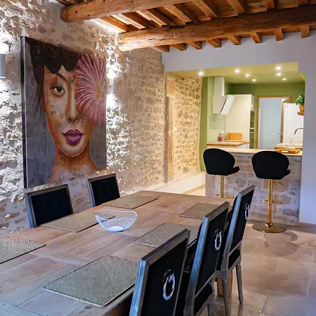 Maison Paloma, Maison De Charme A Deux Pas Du Pont Du Gard *